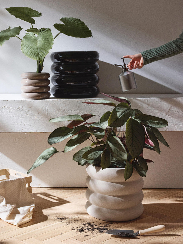 Rudiy Stoneware Planter, height 30 cm